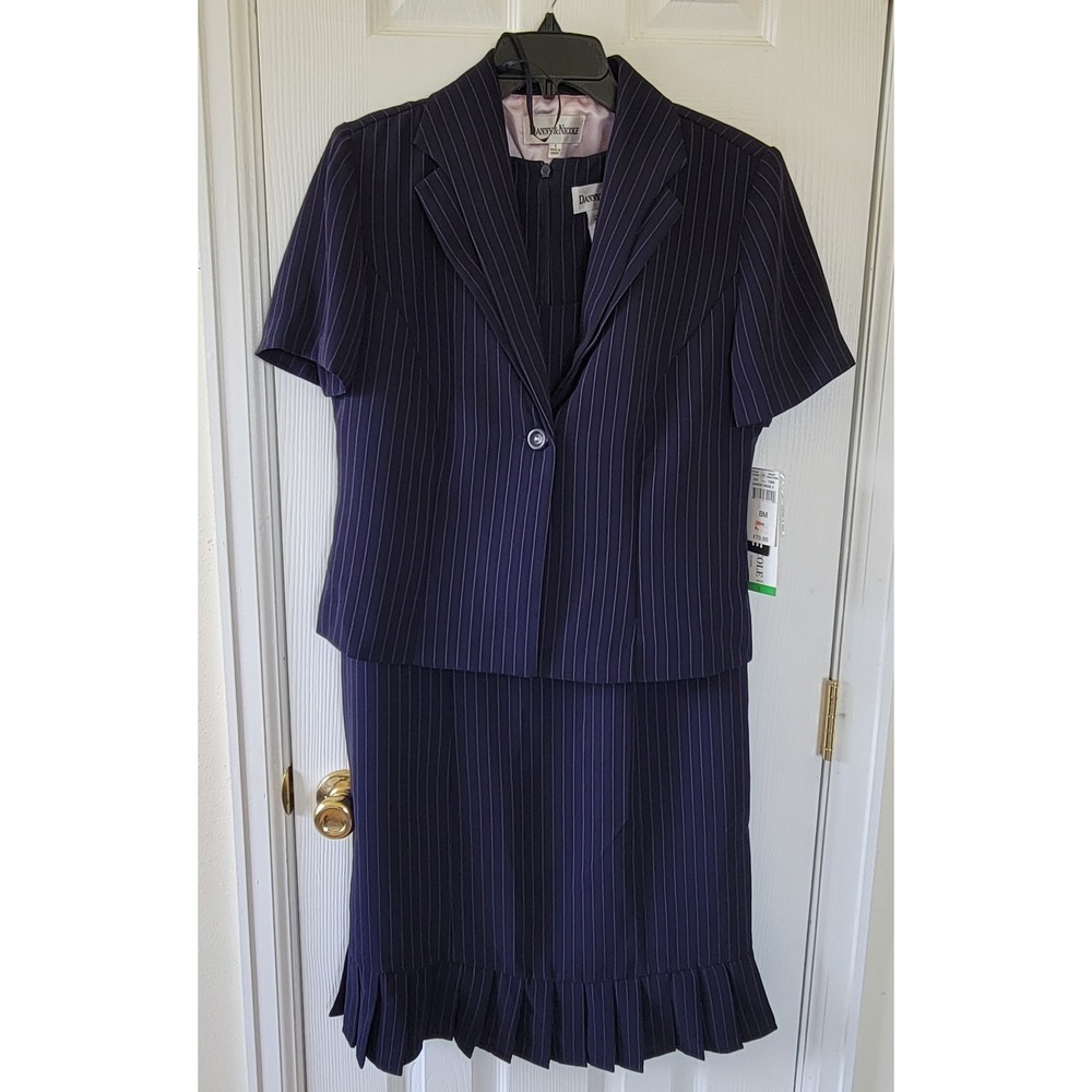 Danny‎ & Nicole Jacket Dress Size 8 Navy Pink Pinstripe Pleated Hem Shift NWT